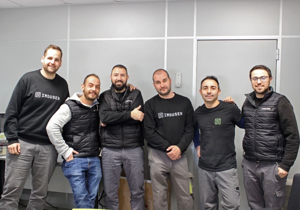 El equipo de automatización de procesos. De izquierda a derecha, Julio Otero, Paco Enrique, Pepe López, Manuel Toro, Antonio Martínez y Néstor Díaz