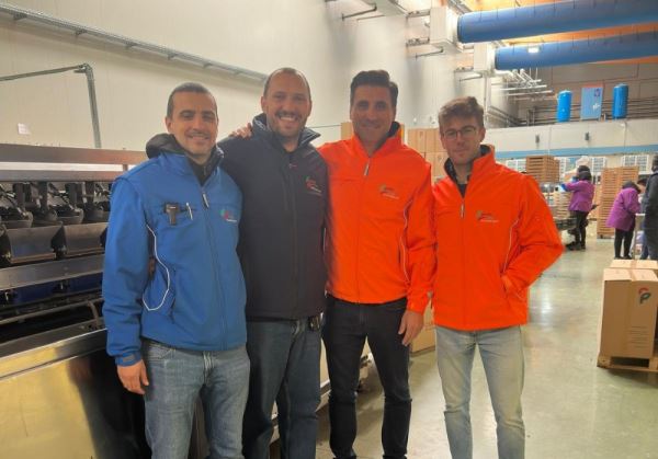 Gardenfrutta impulsa el envasado de arándanos con la tecnología multiformato de INDUSER